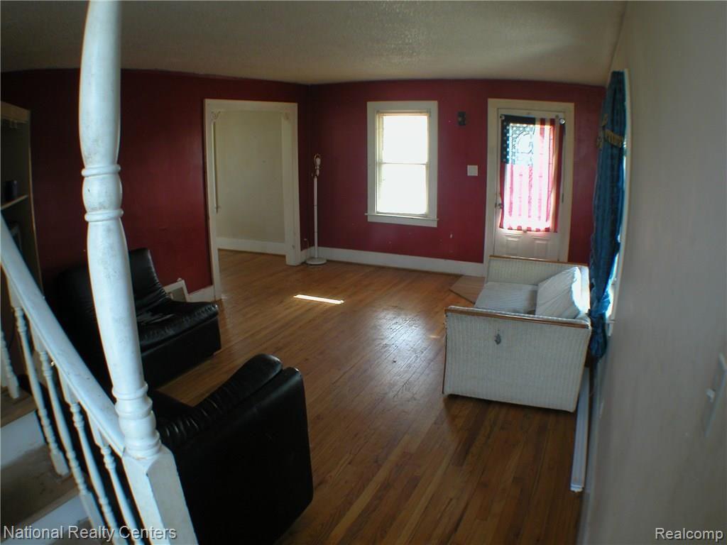 25510 Graham Road Redford, MI 48239 - Photo 4 of 28