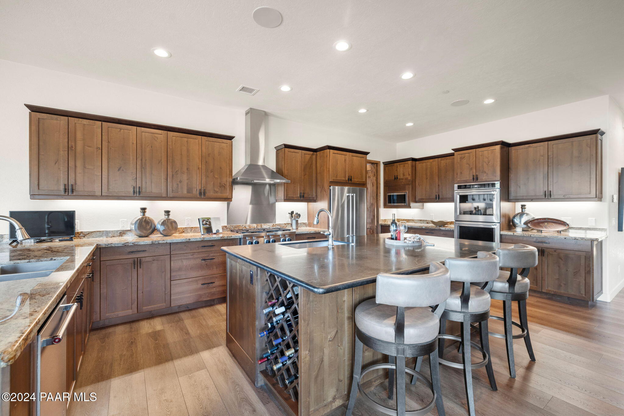 8800 North Callahan Road Prescott, AZ 86305 - Photo 17 of 56 17-Kitchen_3