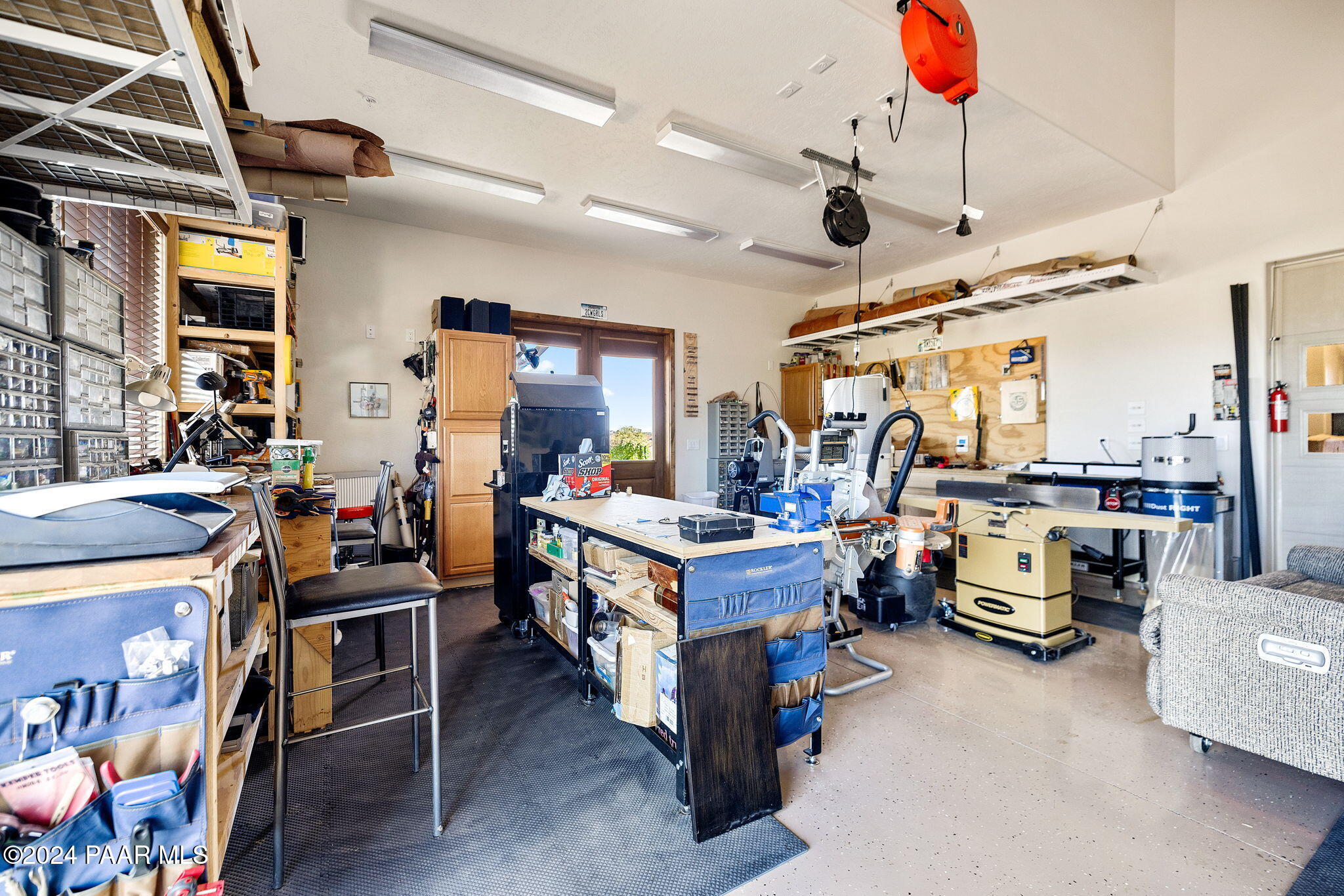 8800 North Callahan Road Prescott, AZ 86305 - Photo 42 of 56 42-Workshop_2