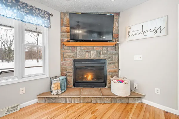 $345,000 | 561 North 8 Mile Road, Lake City, MI 49651