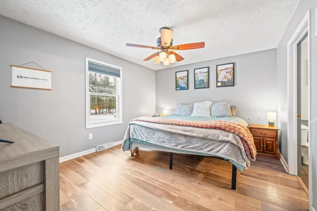 $345,000 | 561 North 8 Mile Road, Lake City, MI 49651