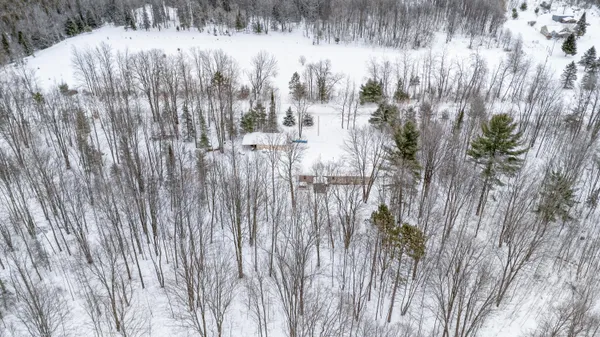 $345,000 | 561 North 8 Mile Road, Lake City, MI 49651