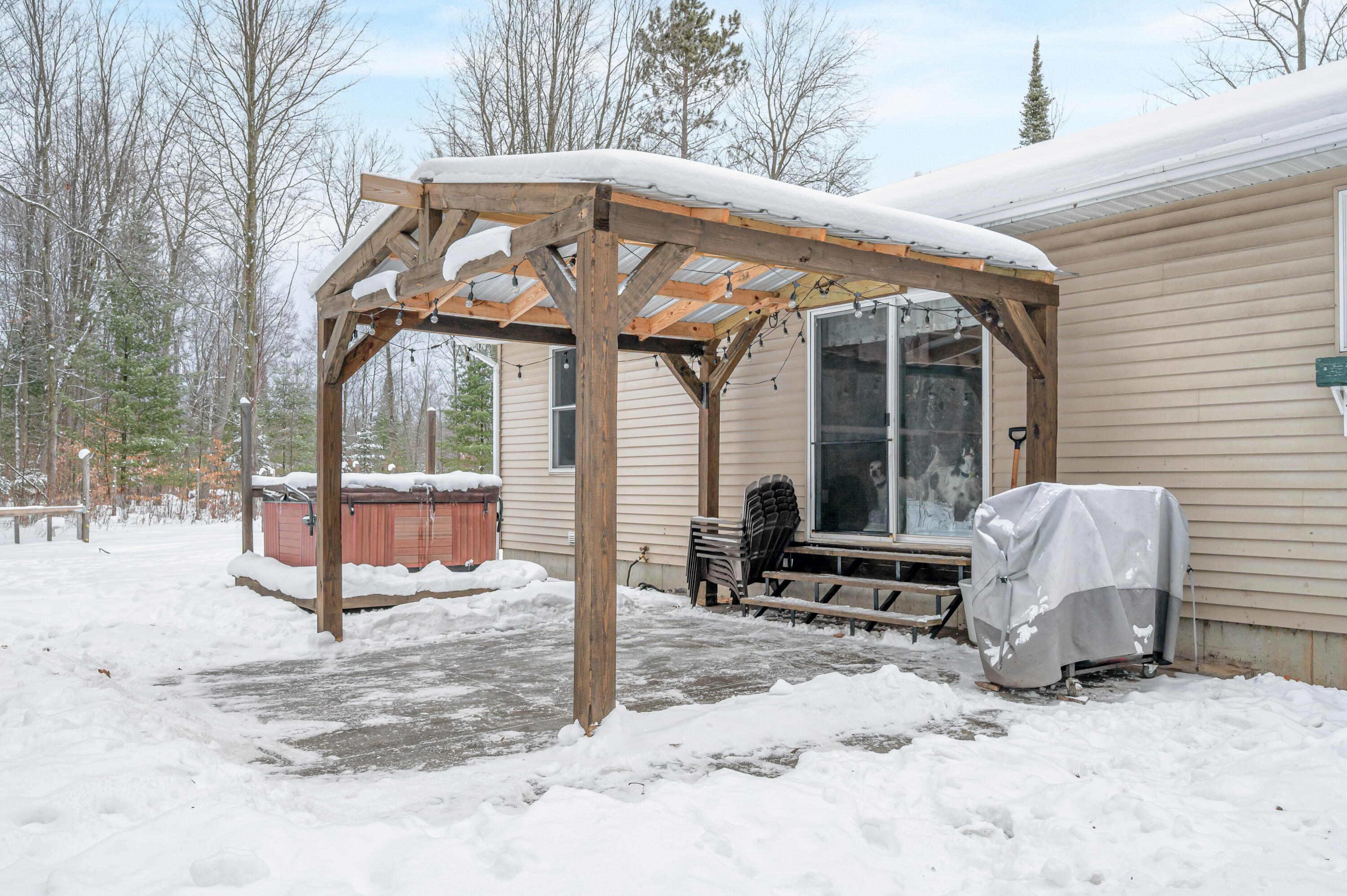 561 North 8 Mile Road Lake City, MI 49651 - Photo 8 of 75 561-N8MileRd-LakeCity-18