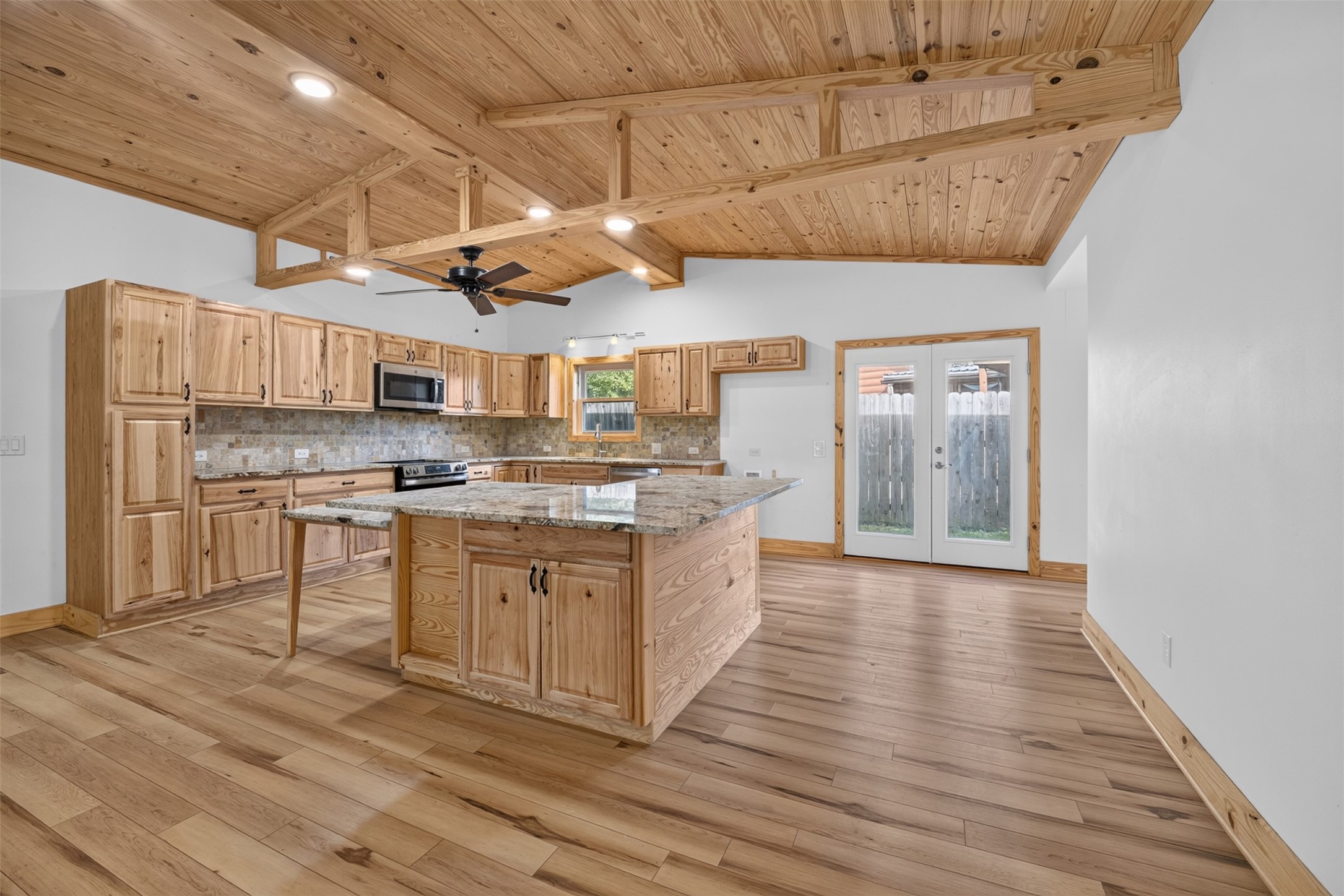 3961 Clay Crk Road Brenham, TX 77833 - Photo 10 of 32 Gallery Image 10