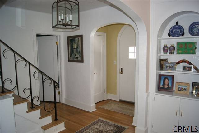304 Loudon Road Colonie, NY 12211 - Photo 3 of 12 Photo 3