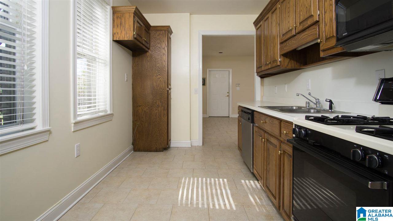 4503 South Shades Crest Road Helena, AL 35022 - Photo 25 of 34