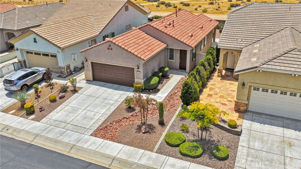 19459 Maple Creek Road Apple Valley, CA 92308 - Photo 5 of 51