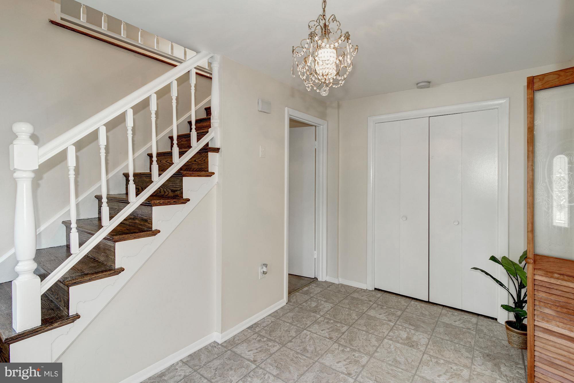 1121 Tiffany Road Silver Spring, MD 20904 - Photo 2 of 28 Foyer