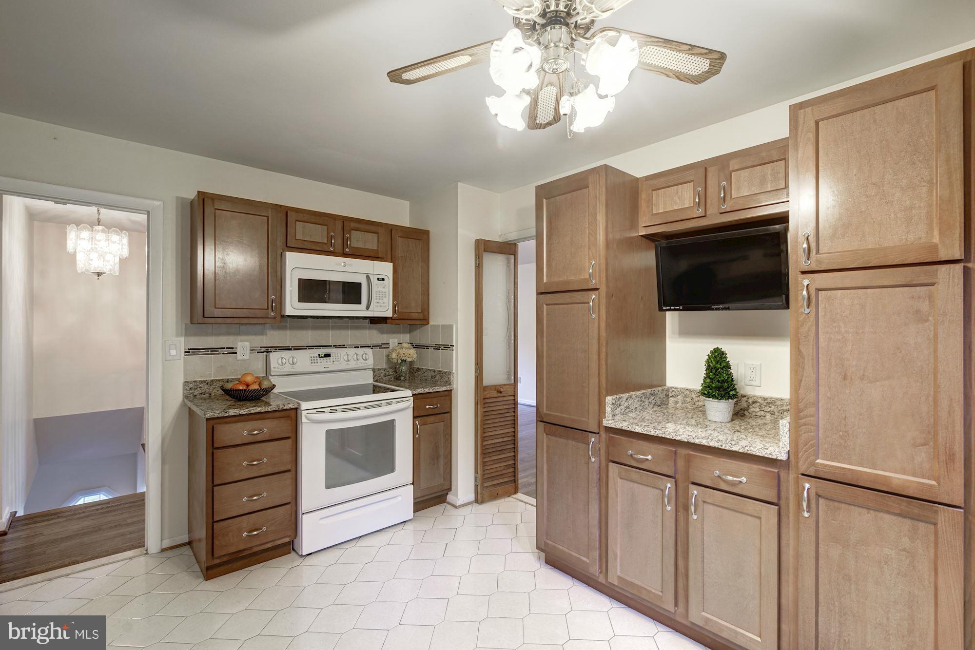 1121 Tiffany Road Silver Spring, MD 20904 - Photo 11 of 28 Kitchen
