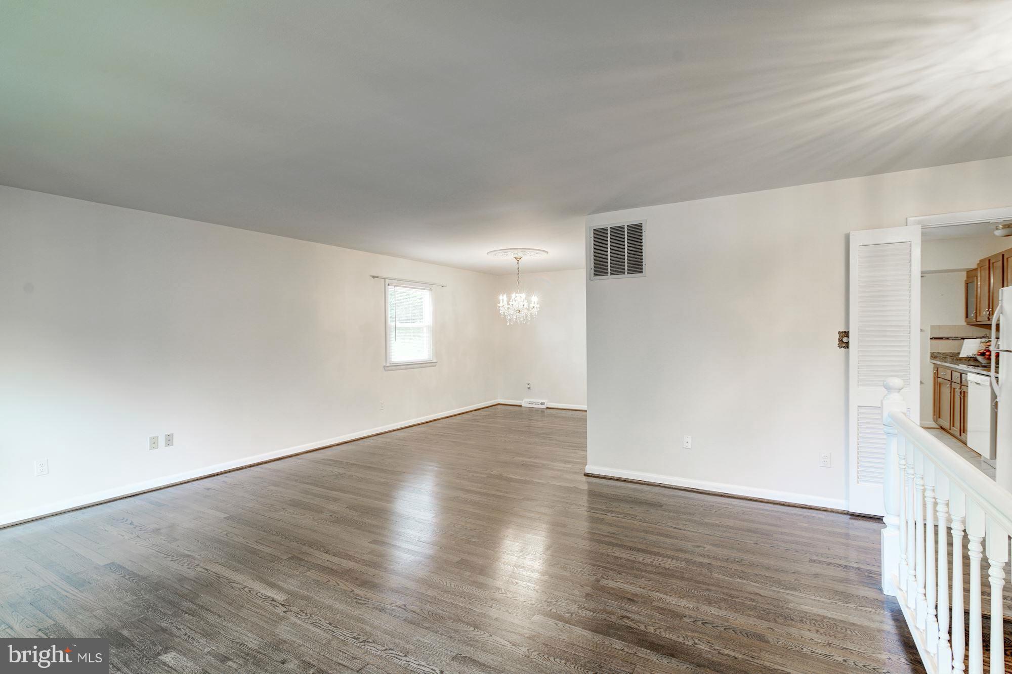 1121 Tiffany Road Silver Spring, MD 20904 - Photo 4 of 28 Living Room