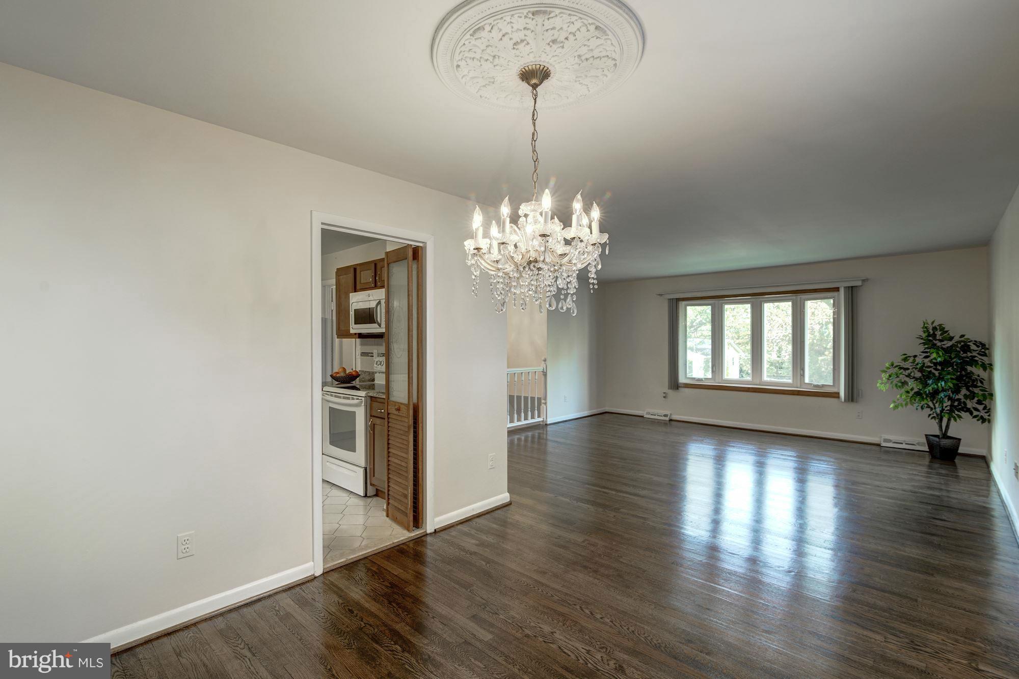 1121 Tiffany Road Silver Spring, MD 20904 - Photo 6 of 28 Dining Room