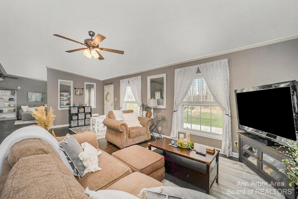 9143 Banwell Road Alanson, MI 49706 - Photo 5 of 38 Photo 5