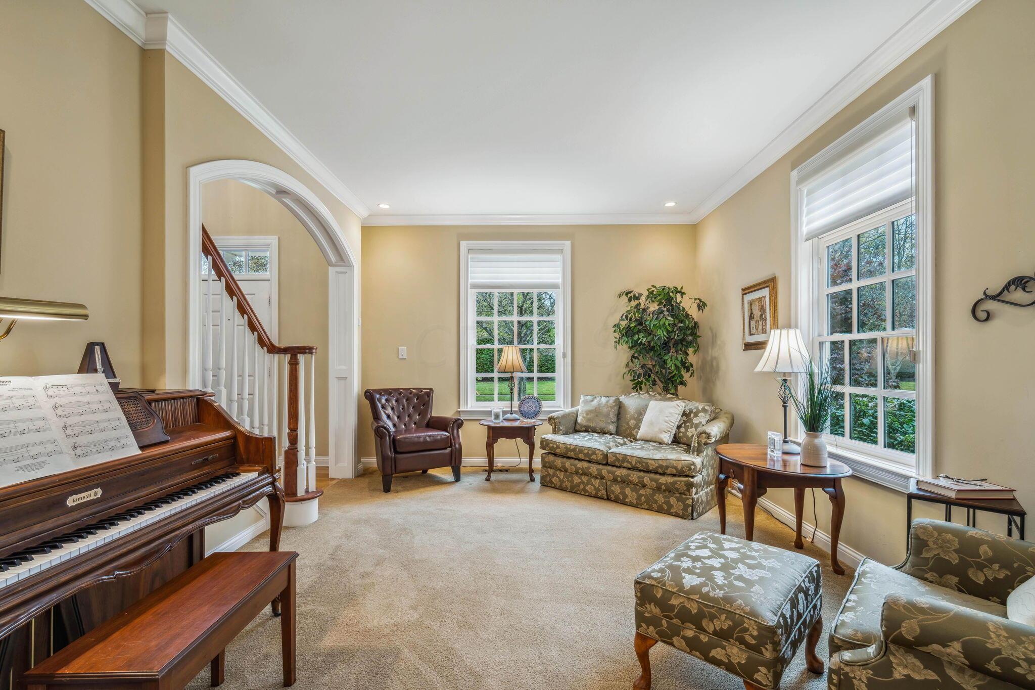 4440 Ackerly Farm Road New Albany, OH 43054 - Photo 22 of 61 Den/Living Room