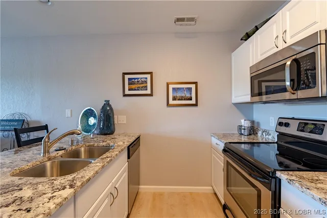 $220,000 | 812 Indian Pointe, Unit 812, Osage Beach, MO 65065