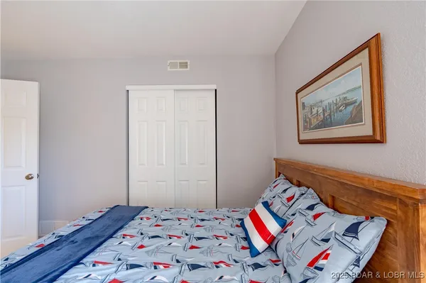 $210,000 | 812 Indian Pointe, Unit 812, Osage Beach, MO 65065