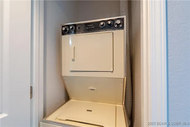 $220,000 | 812 Indian Pointe, Unit 812, Osage Beach, MO 65065