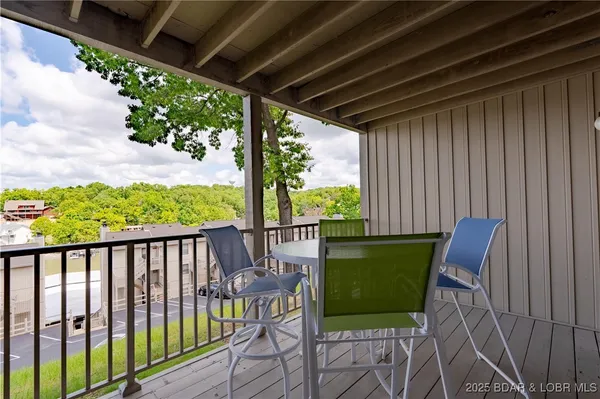 $210,000 | 812 Indian Pointe, Unit 812, Osage Beach, MO 65065
