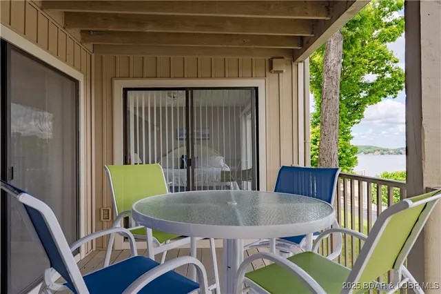 $220,000 | 812 Indian Pointe, Unit 812, Osage Beach, MO 65065