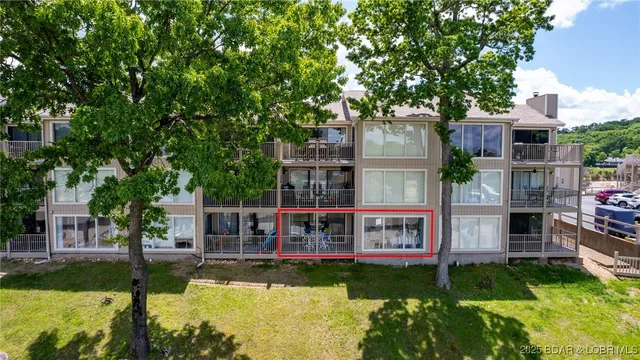 $220,000 | 812 Indian Pointe, Unit 812, Osage Beach, MO 65065