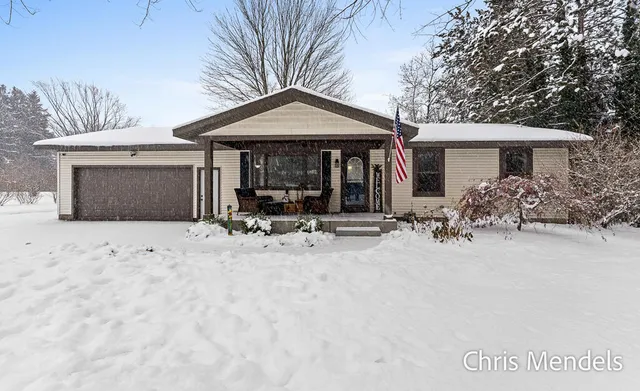 $425,000 | 14506 Lincoln Street, Grand Haven, MI 49417