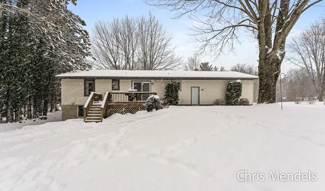 $425,000 | 14506 Lincoln Street, Grand Haven, MI 49417