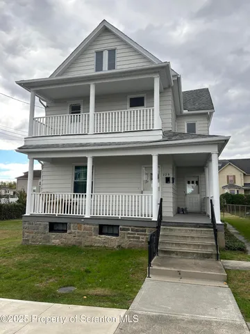 $1,400 | 729 West Locust Street, Unit 2, Scranton, PA 18504
