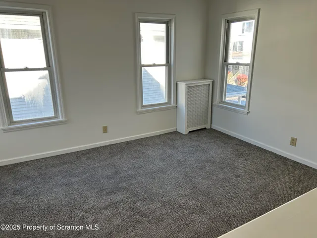 $1,400 | 729 West Locust Street, Unit 2, Scranton, PA 18504