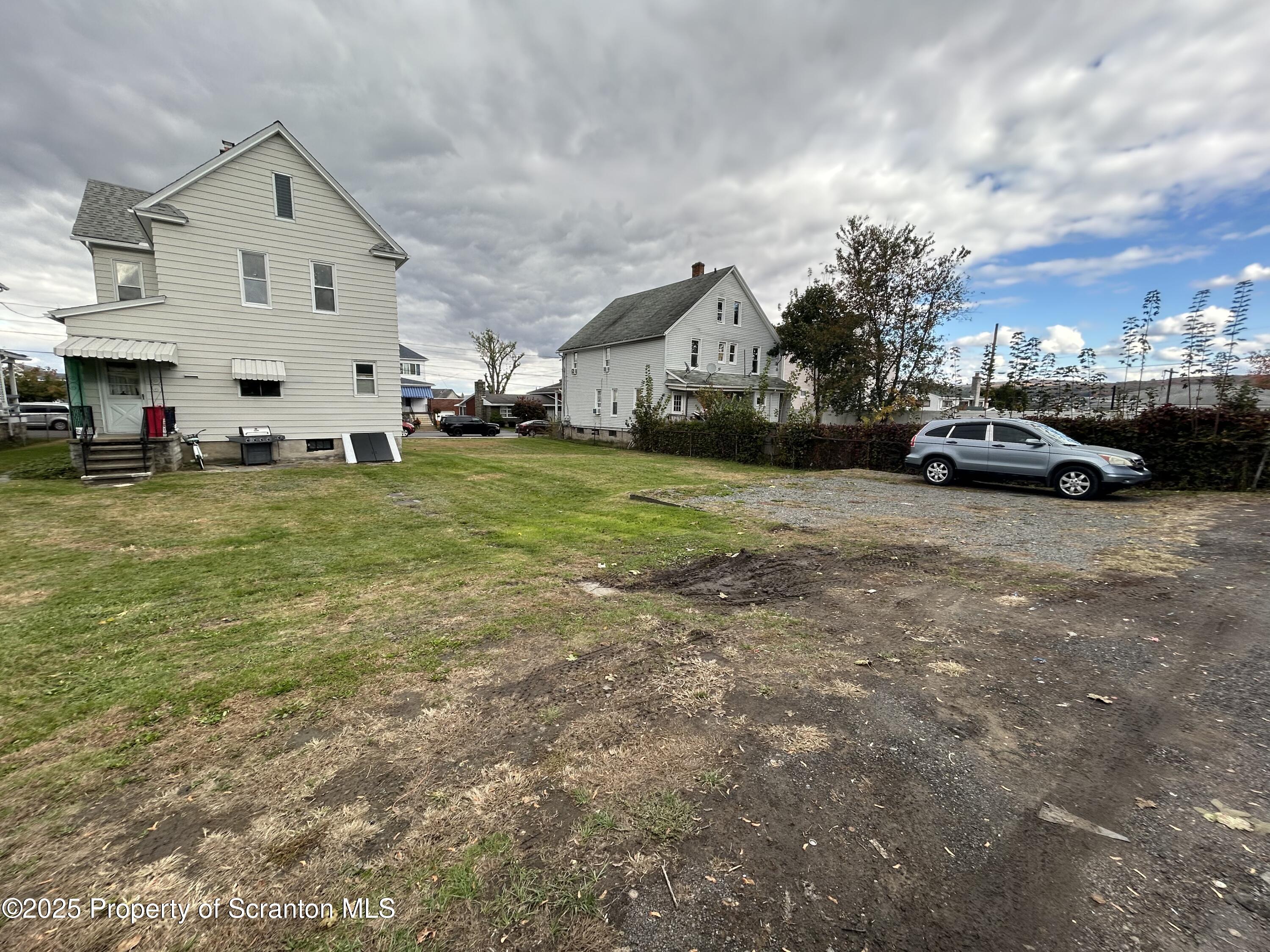 729 West Locust Street, Unit 2 Scranton, PA 18504 - Photo 31 of 32 DAE6EBC9-2A11-4C86-977F-C949BF6DE2A2