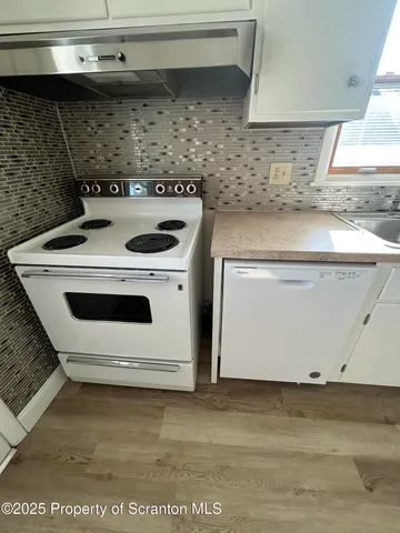 $1,400 | 729 West Locust Street, Unit 2, Scranton, PA 18504