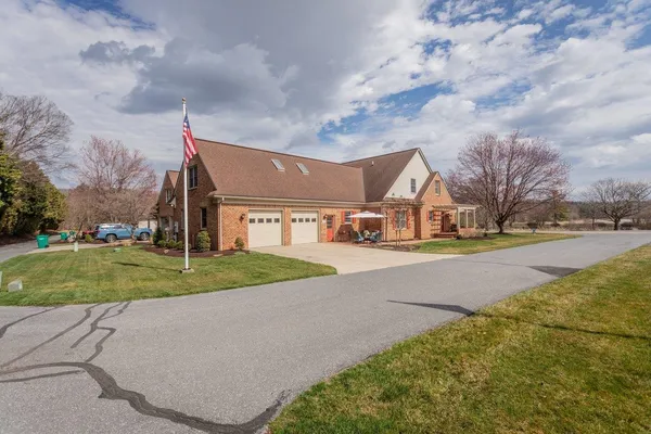 $665,000 | 3291 Mesinetto Creek Drive, Harrisonburg, VA 22801