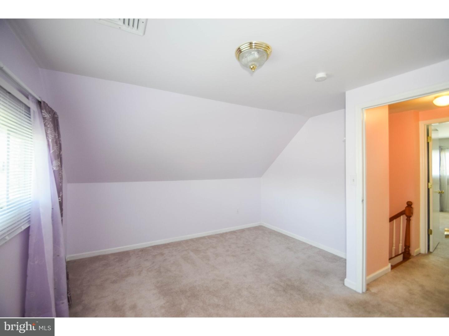 34 Mayflower Road Levittown, PA 19056 - Photo 17 of 20 Gallery Image 17