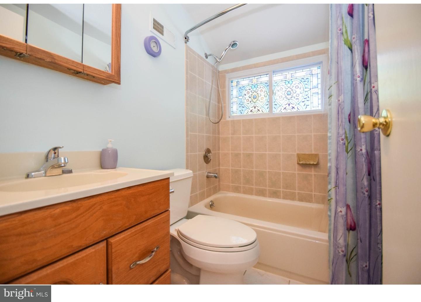 34 Mayflower Road Levittown, PA 19056 - Photo 18 of 20 Gallery Image 18