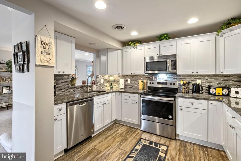 5 Vulcan Road Levittown, PA 19057 - Photo 5 of 23
