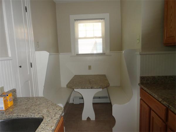 34 Meadow Road, Unit 5 Woonsocket, RI 02895 - Photo 2 of 9