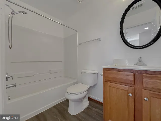 $2,450 | 43625 Marguerite Street, California, MD 20619