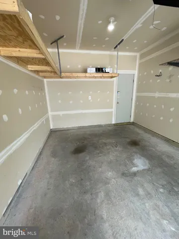 $2,450 | 43625 Marguerite Street, California, MD 20619