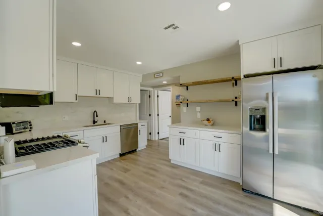 $1,549,900 | 1404 Thomas Avenue, San Diego, CA 92109