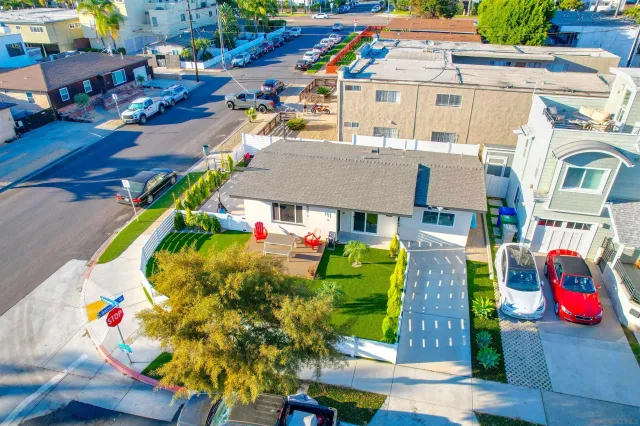$1,549,900 | 1404 Thomas Avenue, San Diego, CA 92109