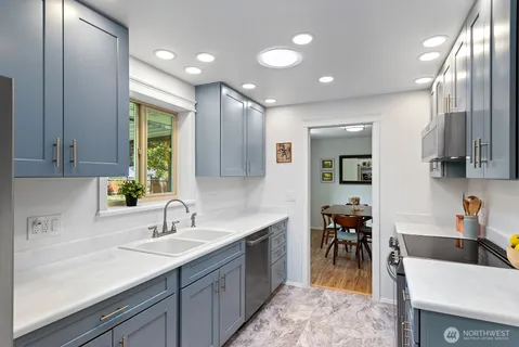$609,000 | 1712 North Frace Street, Tacoma, WA 98406