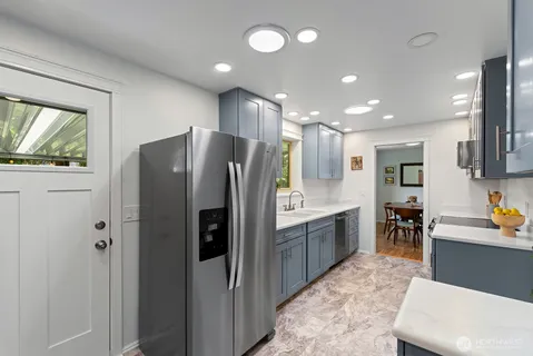 $609,000 | 1712 North Frace Street, Tacoma, WA 98406