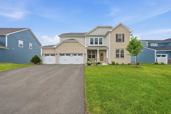 $1,450,000 | 6303 Julie Court, Lisle, IL 60532