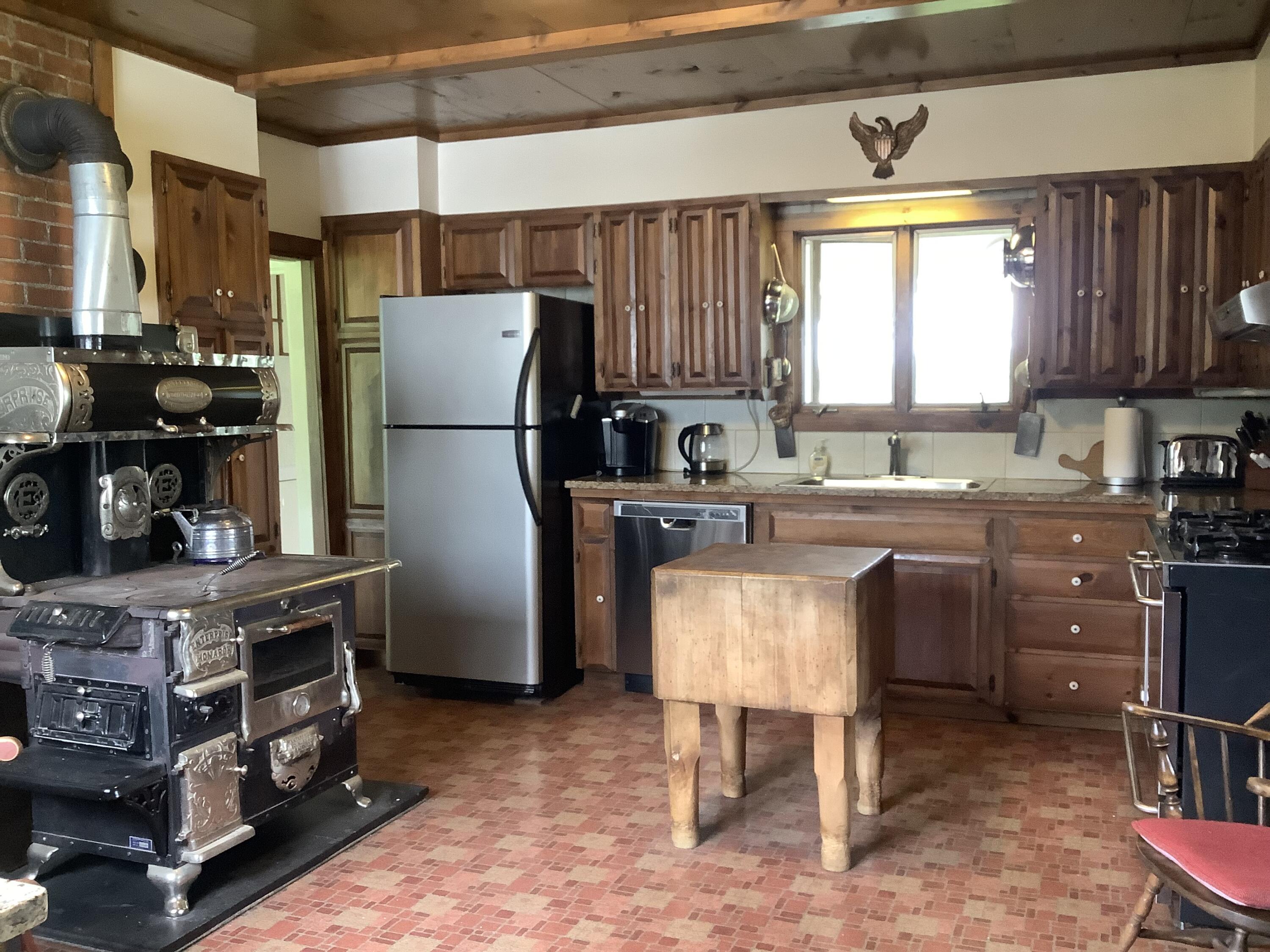 1922 State Road Castle Hill, ME 04757 - Photo 6 of 67 IMG_3020