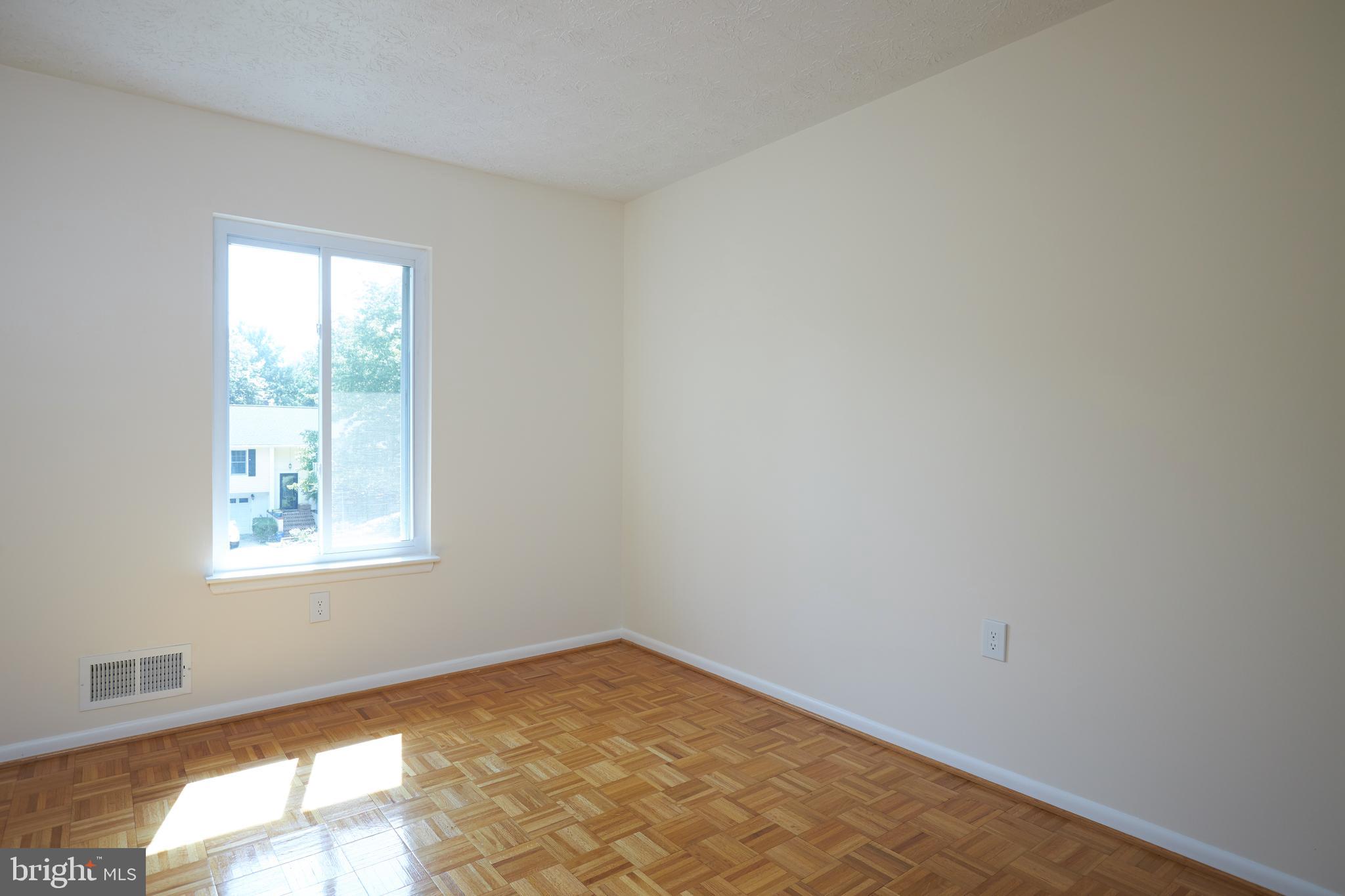 12033 Cheyenne Road Gaithersburg, MD 20878 - Photo 23 of 60 Third Bedroom