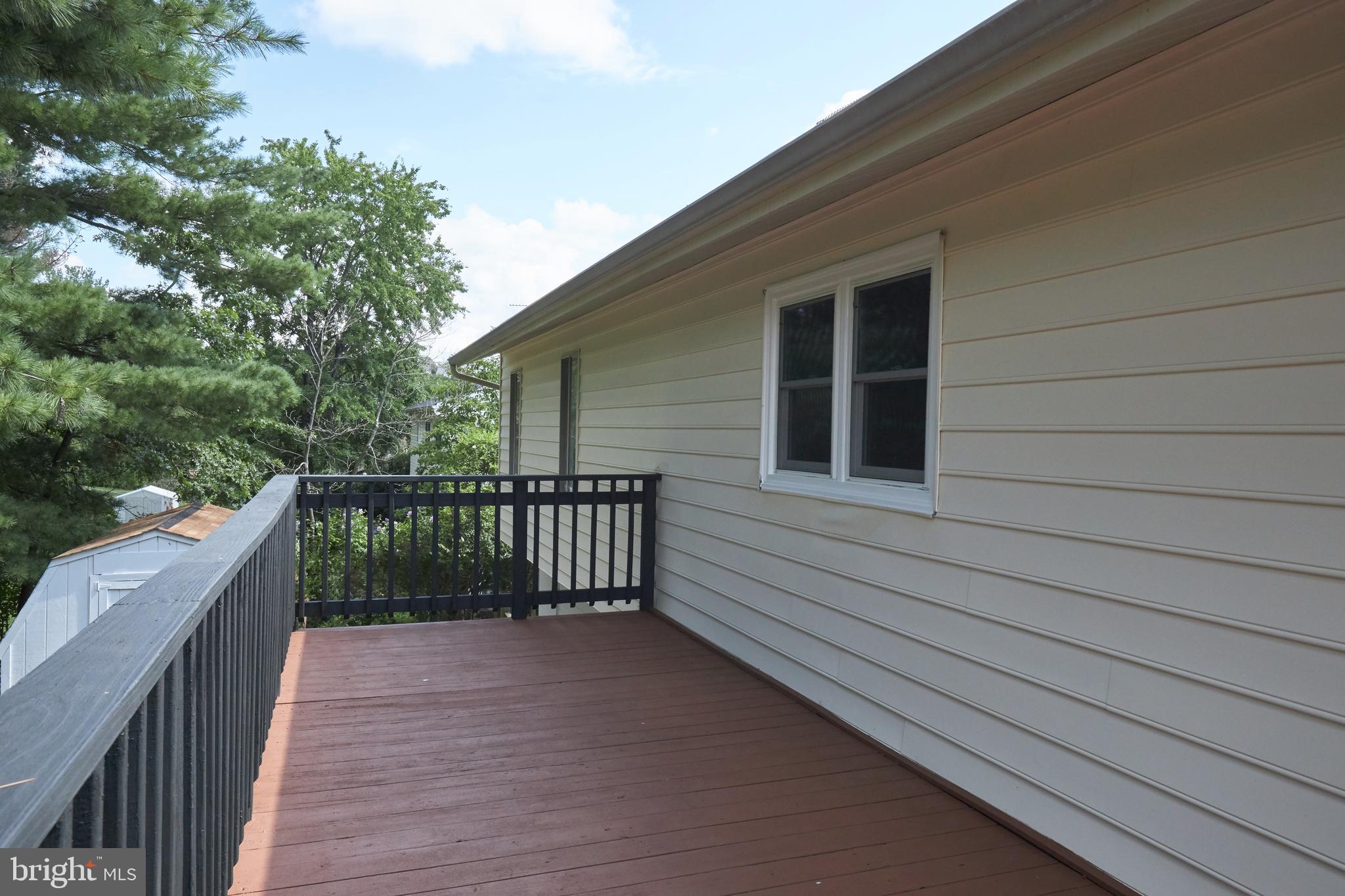 12033 Cheyenne Road Gaithersburg, MD 20878 - Photo 43 of 60 Deck
