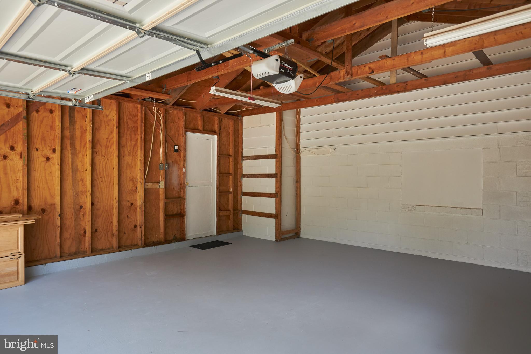 12033 Cheyenne Road Gaithersburg, MD 20878 - Photo 56 of 60 Garage