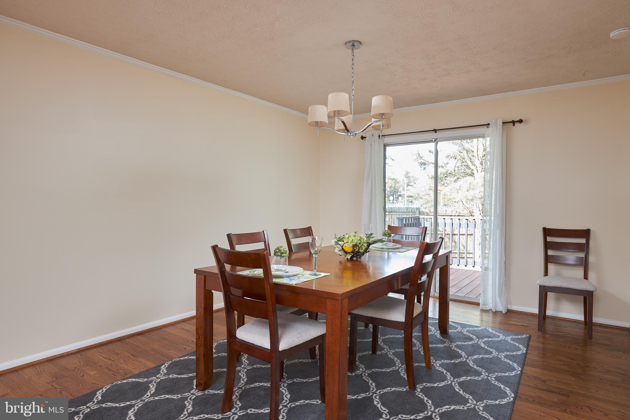 12033 Cheyenne Road Gaithersburg, MD 20878 - Photo 8 of 60 Dining Room
