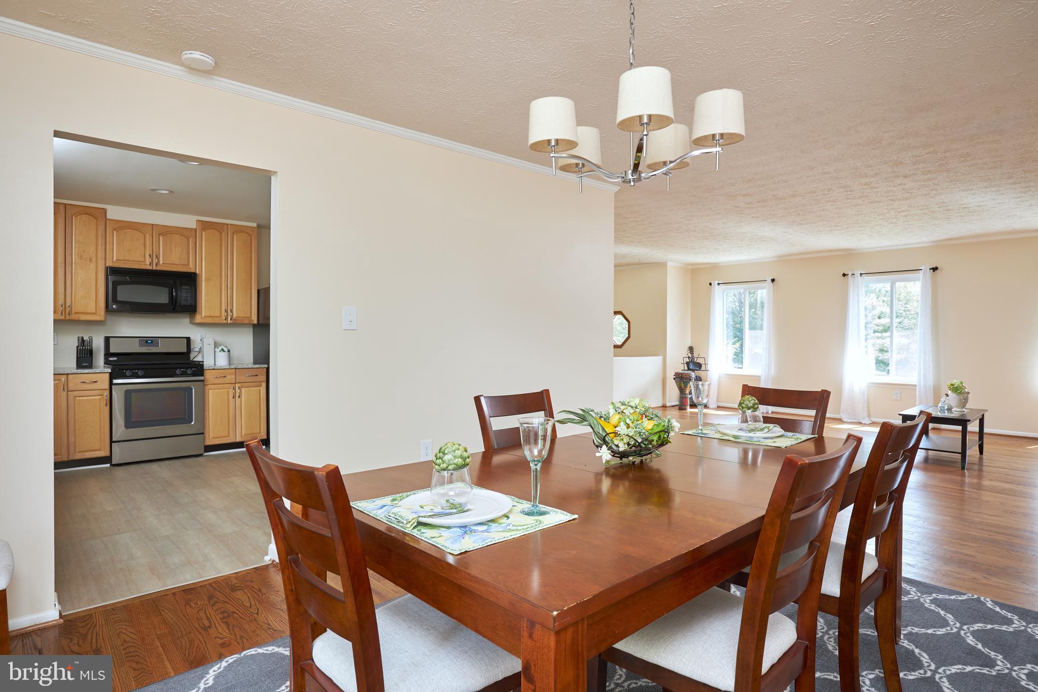 12033 Cheyenne Road Gaithersburg, MD 20878 - Photo 10 of 60 Dining Room