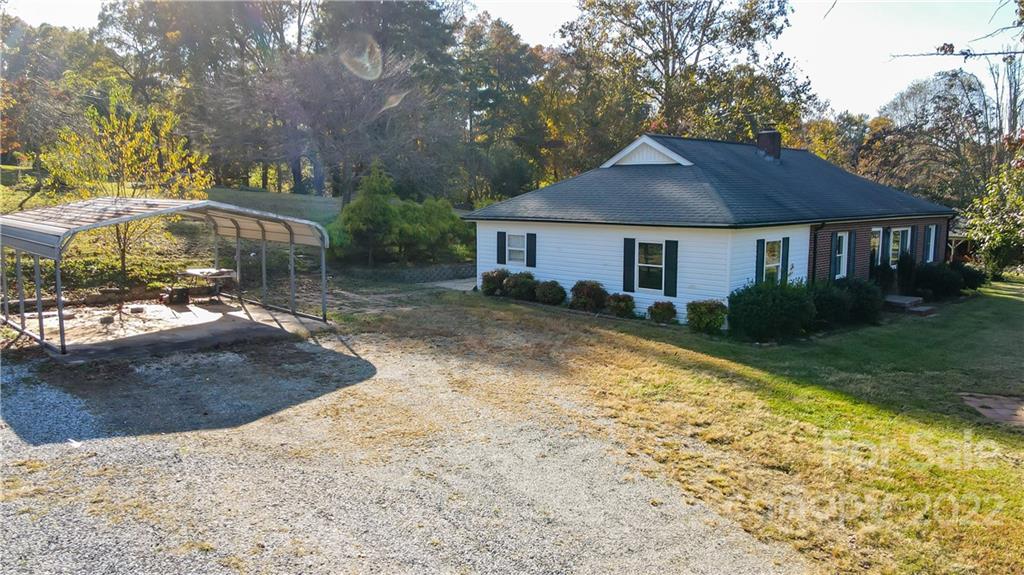 2787 Pax Hill Road Morganton, NC 28655 - Photo 9 of 32 Gallery Image 9