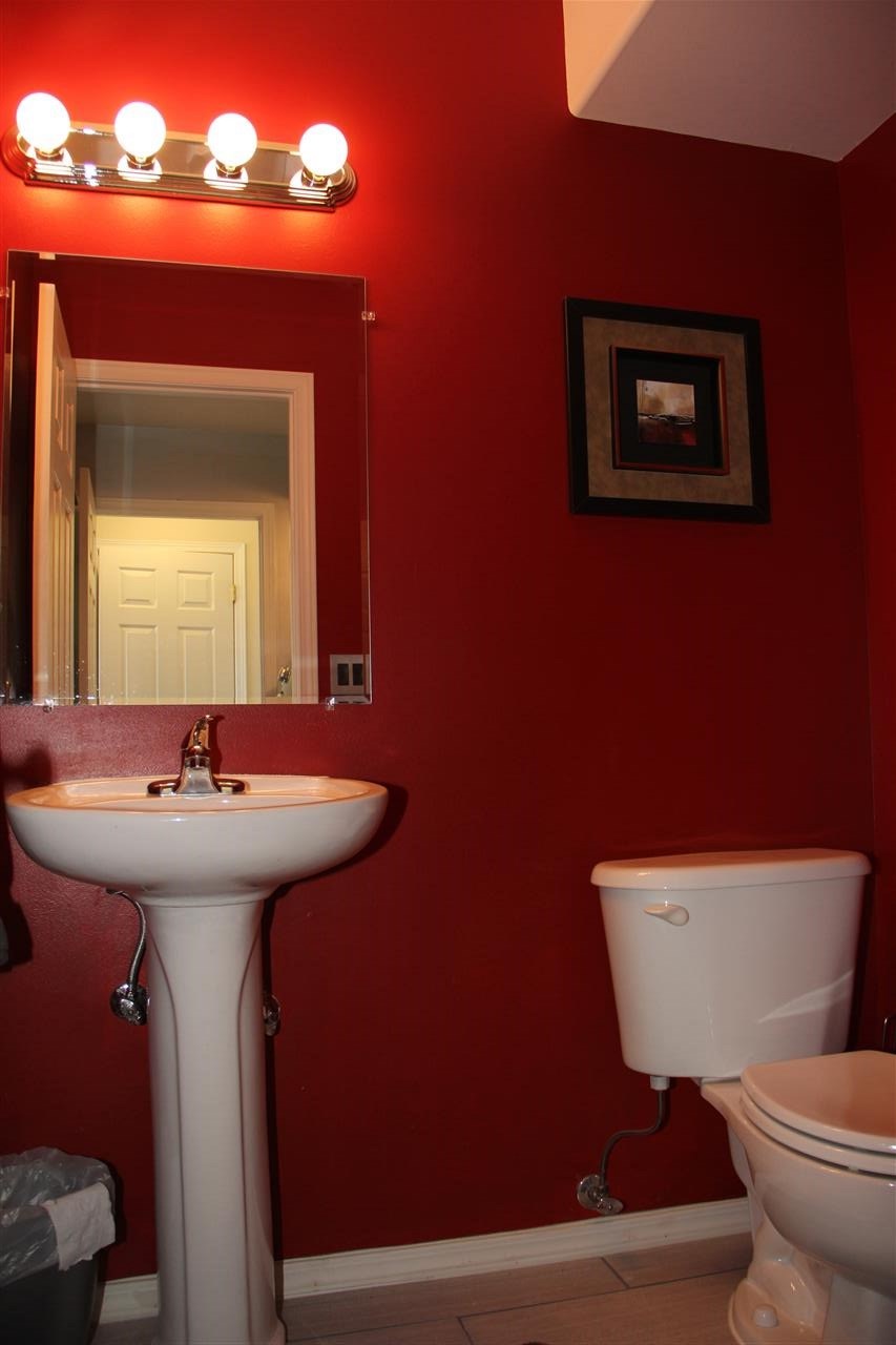 2910 West Hawthorne Road Spokane, WA 99208 - Photo 12 of 20
