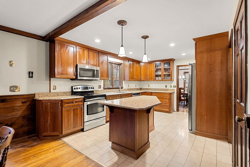 84 Off Groton School Road Ayer, MA 01432 - Photo 14 of 30